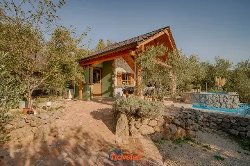 Punat House with Pool, 50 m to the Sea