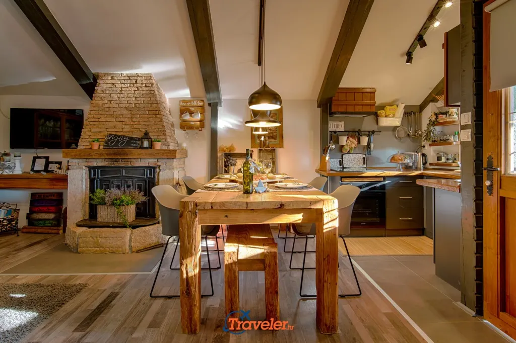 Punat House with Pool, 50 m to the Sea