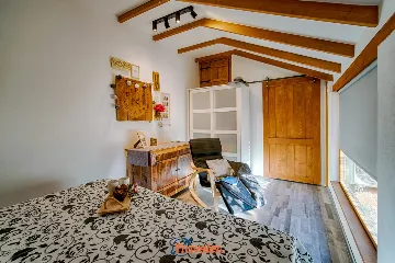 Punat House with Pool, 50 m to the Sea