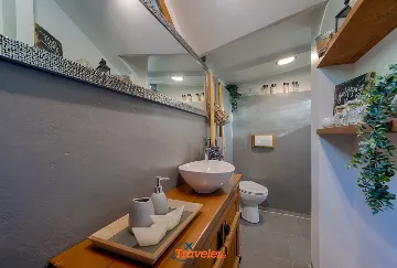 Punat House with Pool, 50 m to the Sea