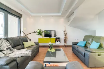 Villa with Pool and Sea View in Crikvenica