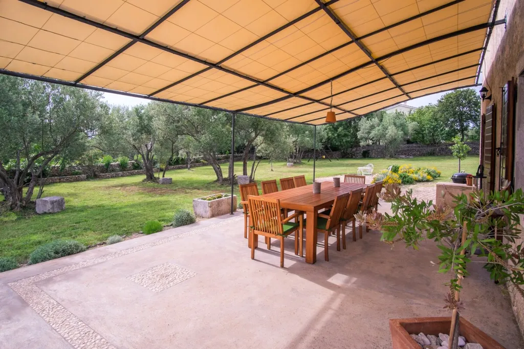 5-Bedroom Villa for 10 in Skrbčići