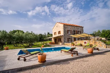 5-Bedroom Villa for 10 in Skrbčići