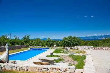 3-Bedroom House in Strilčići with Pool & Sea Views