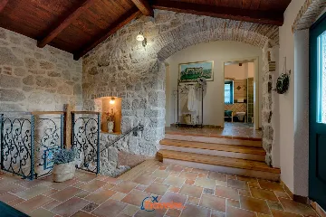 3-Bedroom House in Strilčići with Pool & Sea Views