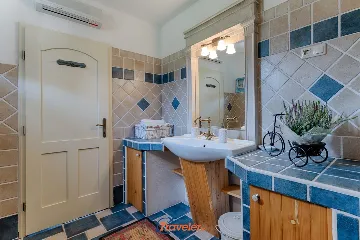 3-Bedroom House in Strilčići with Pool & Sea Views