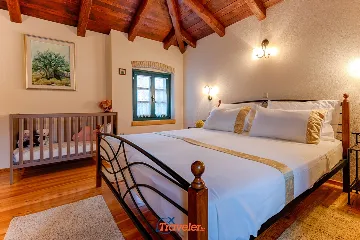 3-Bedroom House in Strilčići with Pool & Sea Views