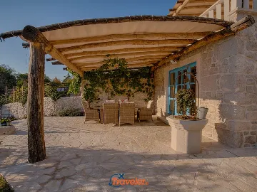 Renovated House with Private Pool in Gabonjin