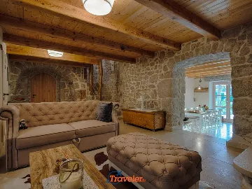 Renovated House with Private Pool in Gabonjin