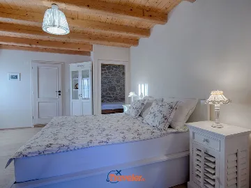 Renovated House with Private Pool in Gabonjin