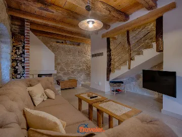 Renovated House with Private Pool in Gabonjin