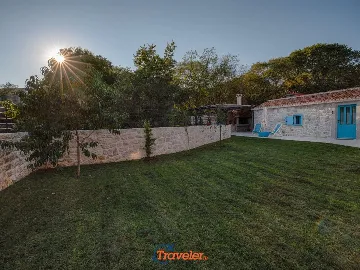 Renovated House with Private Pool in Gabonjin