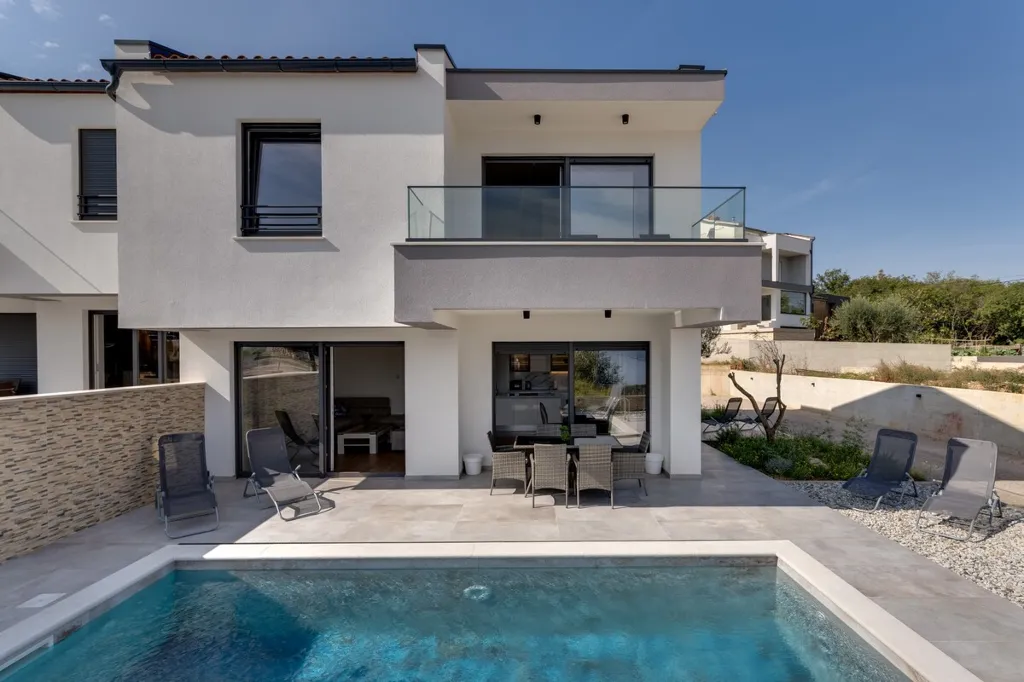 Semi-Detached House in Risika for Up to 6 Guests