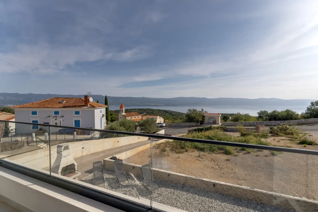 Semi-Detached House in Risika for Up to 6 Guests