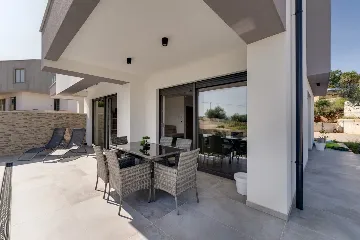 Semi-Detached House in Risika for Up to 6 Guests