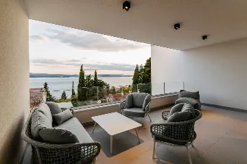 Modern Villa in Dramalj for up to 8 Guests