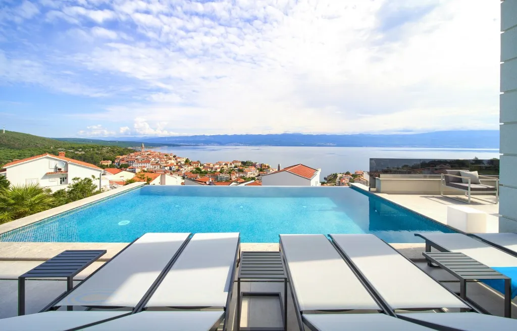 Villa in Vrbnik with Sea-View Infinity Pool