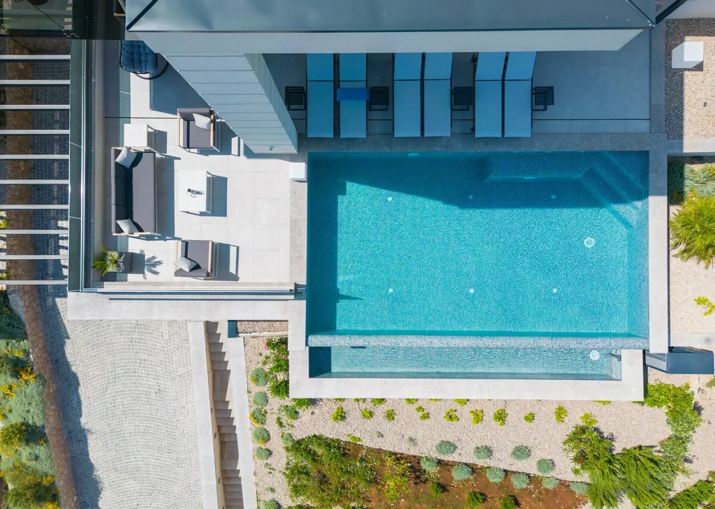 Villa in Vrbnik with Sea-View Infinity Pool