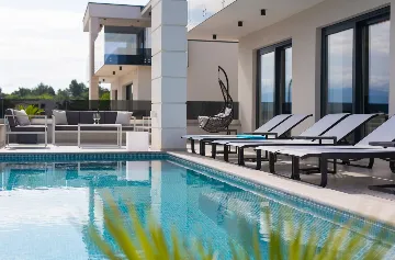 Villa in Vrbnik with Sea-View Infinity Pool