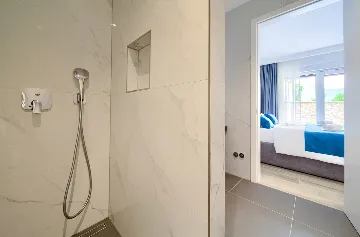 Villa in Vrbnik with Sea-View Infinity Pool