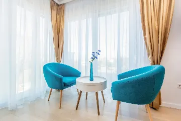 Modern House with Pool for 10 Guests in Ljutići