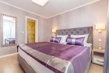 Modern House with Pool for 10 Guests in Ljutići