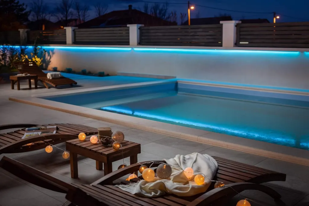 Privlaka 4-Bedroom House with Pool for 8