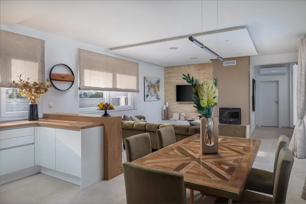 Privlaka 4-Bedroom House with Pool for 8
