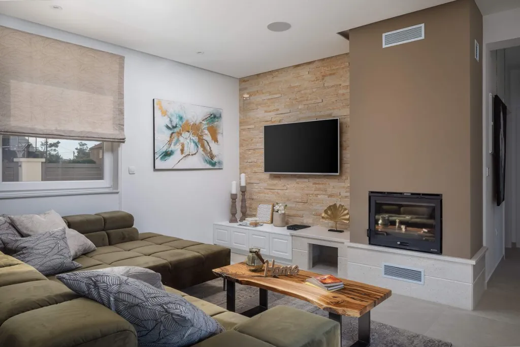 Privlaka 4-Bedroom House with Pool for 8