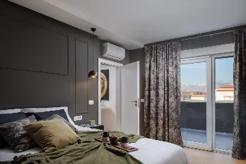 Privlaka 4-Bedroom House with Pool for 8