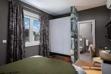 Privlaka 4-Bedroom House with Pool for 8