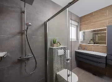 Privlaka 4-Bedroom House with Pool for 8