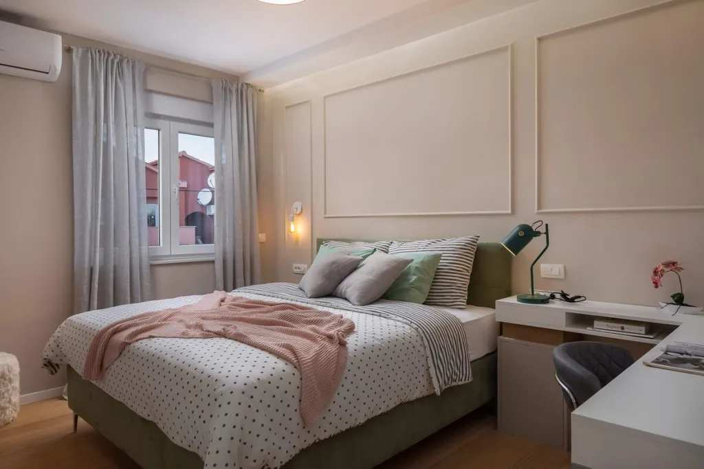 Privlaka 4-Bedroom House with Pool for 8