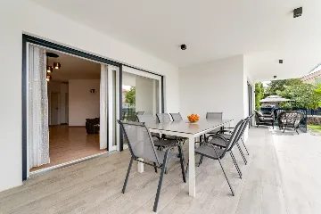 Newly Built Villa with Pool Near Beach in Pinezići