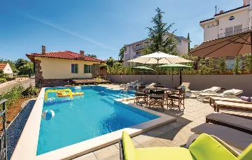 Stone Villa with Pool and Kvarner Bay View, Ičići