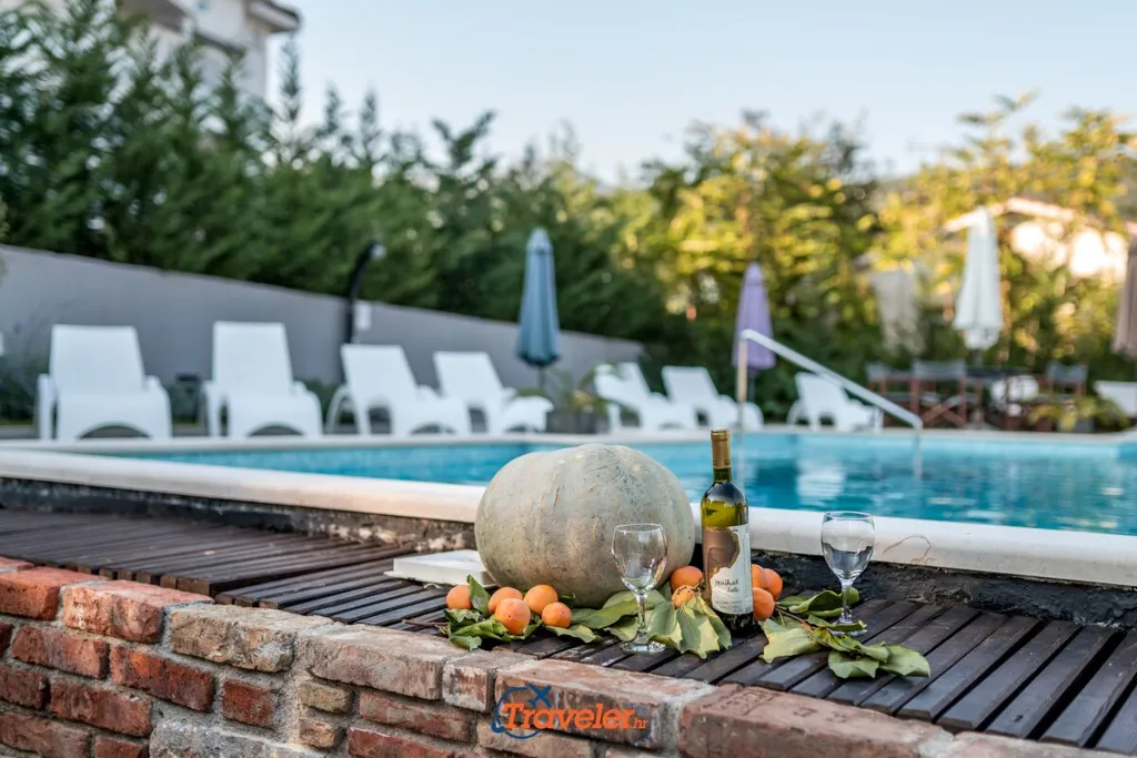 Stone Villa with Pool and Kvarner Bay View, Ičići