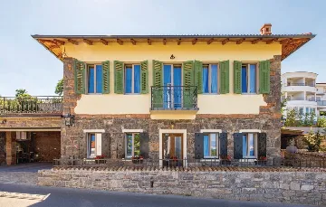 Stone Villa with Pool and Kvarner Bay View, Ičići