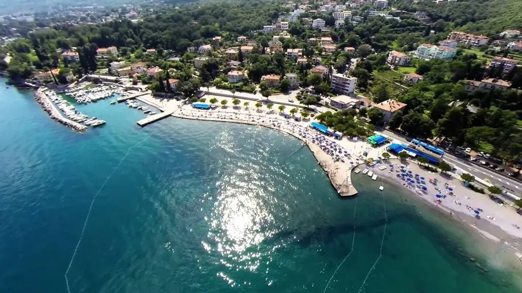 Stone Villa with Pool and Kvarner Bay View, Ičići