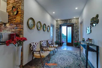 Stone Villa with Pool and Kvarner Bay View, Ičići