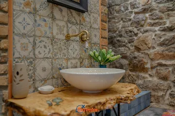 Stone Villa with Pool and Kvarner Bay View, Ičići