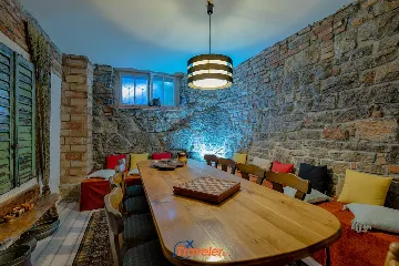 Stone Villa with Pool and Kvarner Bay View, Ičići