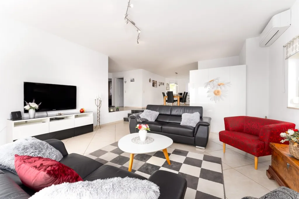 Senj House with Panoramic Sea Views & Heated Pool