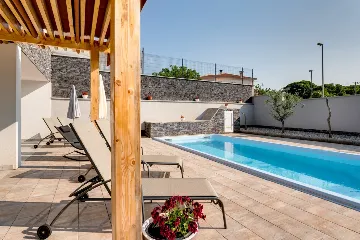 House in Pinezići for up to 10 Guests with Pool