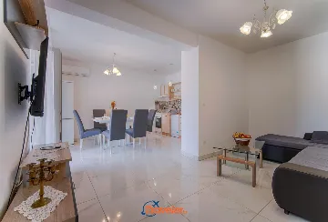 House in Pinezići for up to 10 Guests with Pool