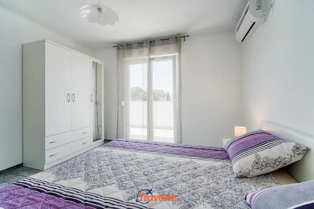 House in Pinezići for up to 10 Guests with Pool
