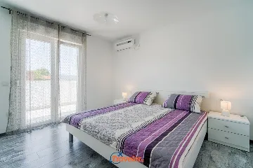 House in Pinezići for up to 10 Guests with Pool