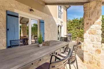 3-Bedroom House with Pool in Garica, Croatia