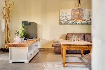 3-Bedroom House with Pool in Garica, Croatia