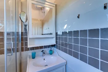 3-Bedroom House with Pool in Garica, Croatia