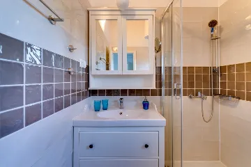 3-Bedroom House with Pool in Garica, Croatia